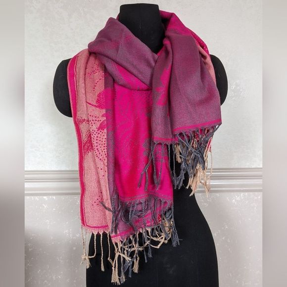 BNWOT Floral Print Pashmina - Picture 6 of 6